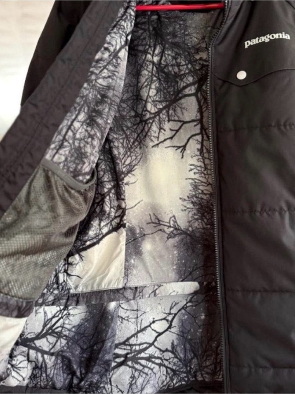Patagonia Snow Jacket - Picture 3 of 8
